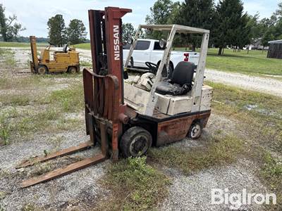 Nissan 4700 Forklift