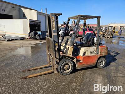 Nissan 50 Forklift