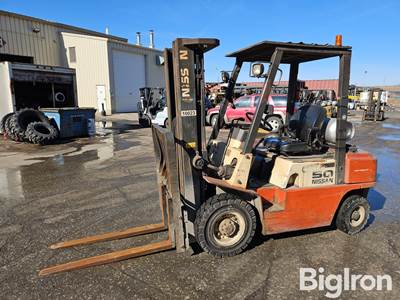 Nissan 50 Forklift