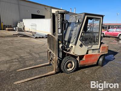 Nissan 50 Forklift
