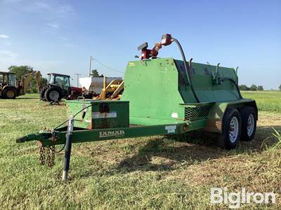 Lamar 500-Gal T/A Fuel Trailer