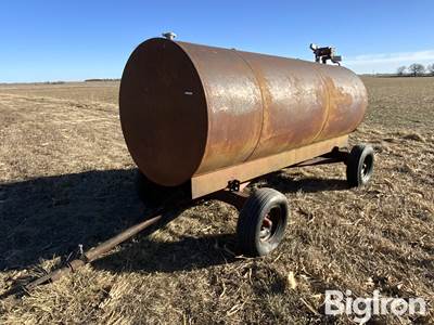 1500-Gal Fuel Trailer