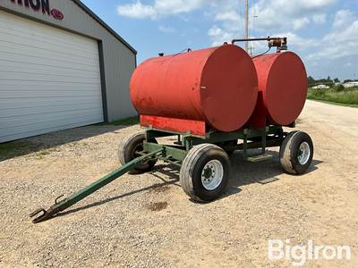 1150-Gal Dual Tank Fuel Trailer w/Pump