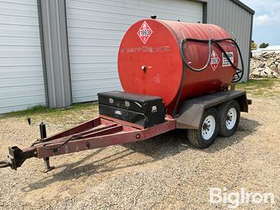 1000-Gal T/A Fuel Trailer w/High Capacity Pump