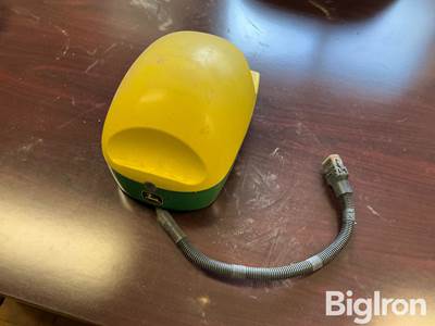 John Deere 6000 Positioning Globe Receiver