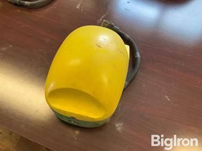 2021 John Deere 6000 Positioning Globe Receiver