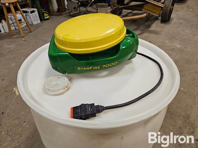 John Deere Starfire 7000 GPS Receiver