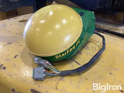 John Deere StarFire iTC Receiver Globe