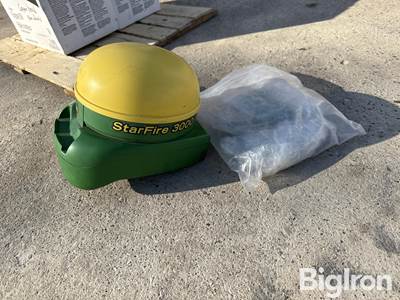 John Deere StarFire 3000 Receiver