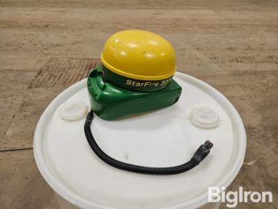 John Deere Starfire 3000 GPS Receiver