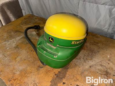John Deere StarFire 3000 GPS Receiver
