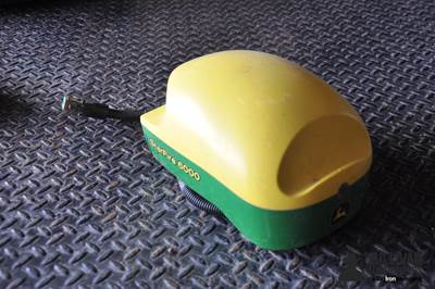 John Deere StarFire 6000 Receiver