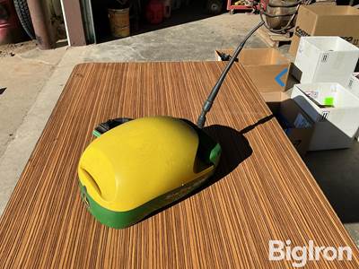 2018 John Deere Starfire 6000 Receiver w/RTK Antenna Positioning Globe