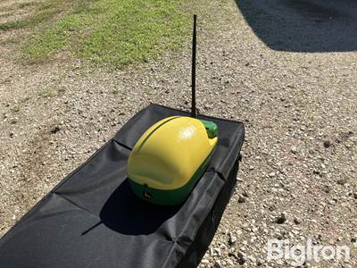 John Deere Starfire 6000 Receiver w/RTK Radio 900