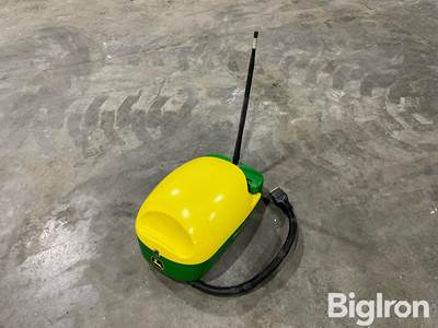 John Deere StarFire 6000 GPS Receiver w/RTK Radio & Activation
