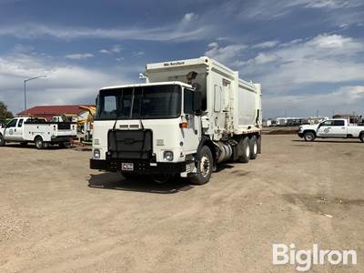 2016 Autocar Xpeditor T/A Garbage Truck
