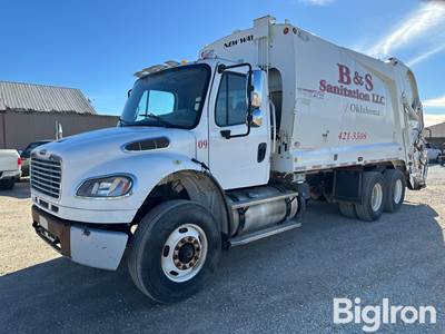 2015 Freightliner M2-106 T/A Rear Load Garbage Truck