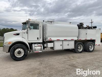 2008 Peterbilt 340 T/A 2000-Gal Fuel & Lube Truck