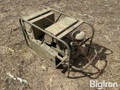 Briggs & Stratton Military Single Phase Generator