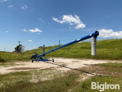 2017 Brandt 1390 Auger