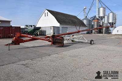 Buhler 1070 Swing Away Auger