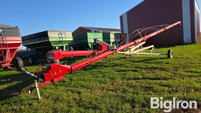 Farm King 1060 Auger
