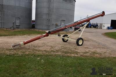 Farm King 8-31 Auger