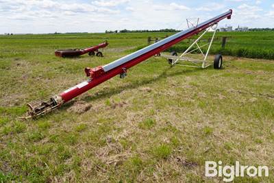 Farm King 846 Auger