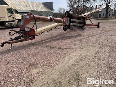 Feterl W1282 Auger w/Swing Hopper