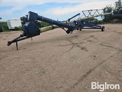 Harvest International H1382 13"x82' Hopper Auger