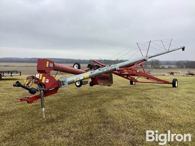 Hutchinson /Mayrath Swing Away Auger