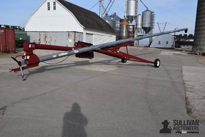 Hutchinson /Mayrath Swing Away Auger