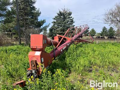 Hutchinson /Mayrath 13x90 Swing Hopper Auger