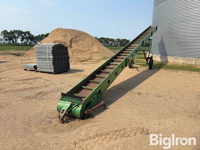 John Deere 20” x 38’ Open Flight Elevator/Conveyor
