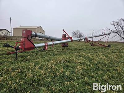 2023 Peck 10-81 Swing Hopper Auger