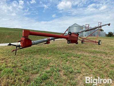 Peck 1004-71 Auger w/Swing-Out Hopper