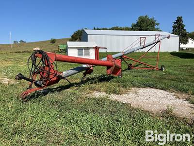 Peck 803-66 Auger w/Swing Out Hopper