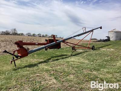 Peck 80356 Auger w/ Swing Away Hopper 8" X 56'