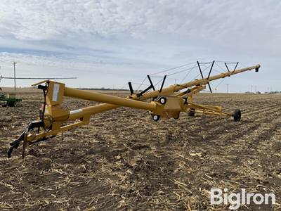 Sheyenne / Westgo 1410 Auger w/Swing Hopper