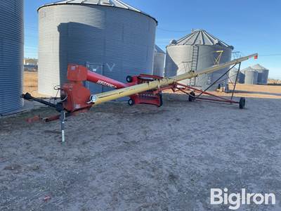 Westfield 10-71 Auger W/Swing Away