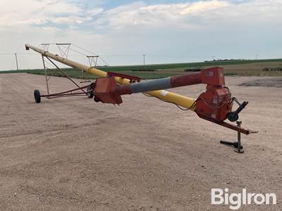 Westfield 71-10 Swing Away Auger