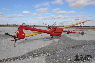 Westfield MK 100-81 10"x81' Swing-Away Auger