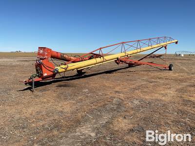 Westfield MK 130-91 Auger w/Swing Away Auger
