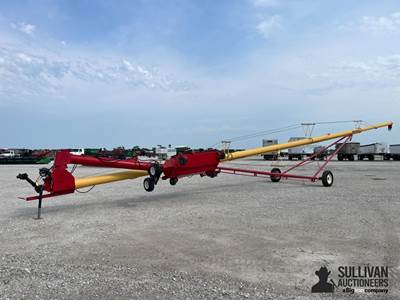 Westfield MK100-81 10"X81' Swing Away Auger