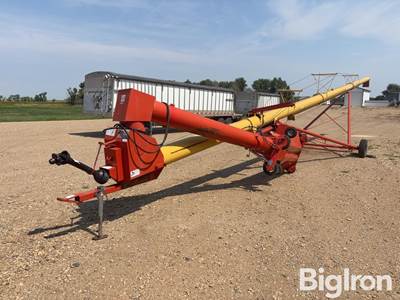 Westfield MK130-71 Swing Hopper Grain Auger
