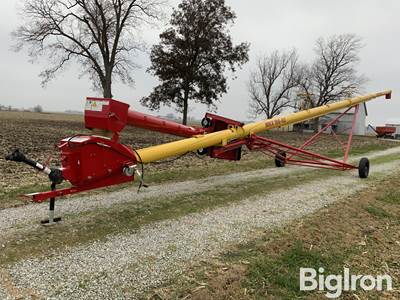 2017 Westfield MKX 100-63 Swing Away Auger