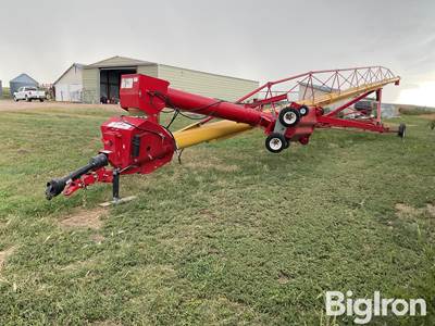 2019 Westfield MKX 130-94 Auger w/Hydraulic Power Swing