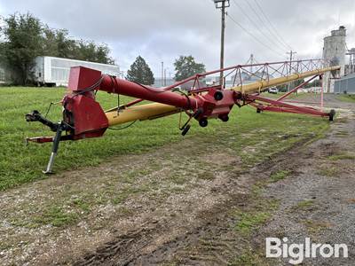 2010 Westfield MKX Grain Auger