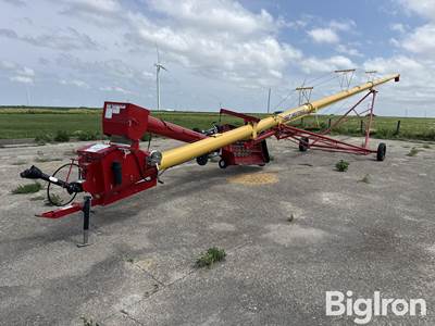 2022 Westfield MKX10-73 Auger