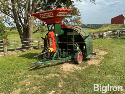 Richiger R9 9’ Grain Bagger
